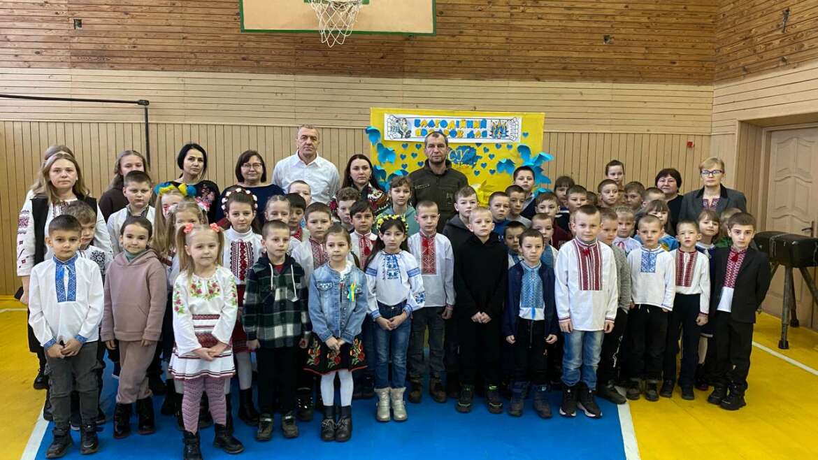 БЛАГОДІЙНИЙ ЯРМАРОК НА ПІДТРИМКУ ЗСУ