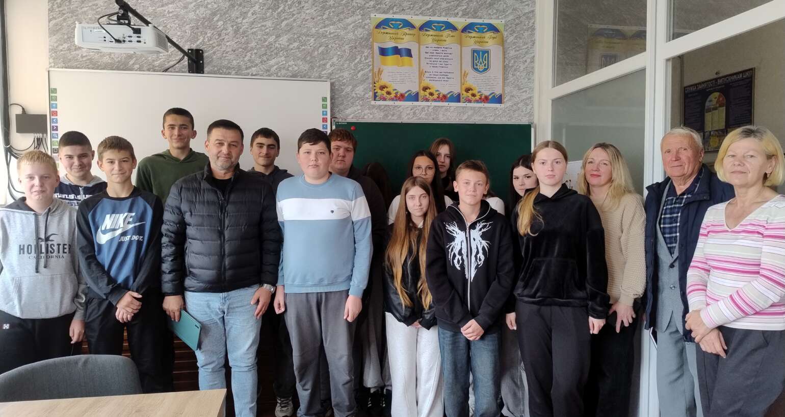 Зустріч учнів з пастером церкви Нове Покоління Леонідом Тимощуком